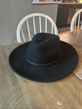 Banana Republic Black Wide-Brim Fedora Hat